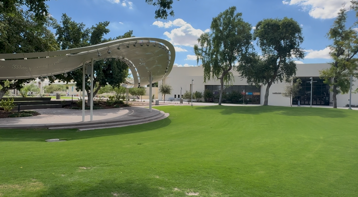 Old Town Scottsdale dining and entertainment district